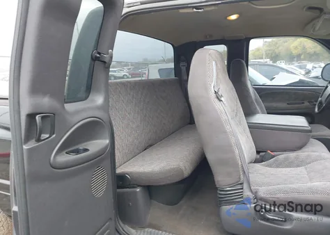 2001 Dodge Ram 1500 St из США, поврежденный, VIN 3B7HC13Z61G201439